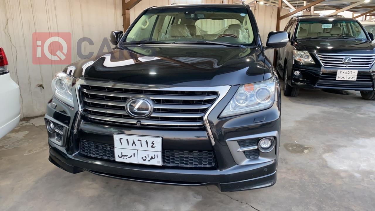 Lexus LX